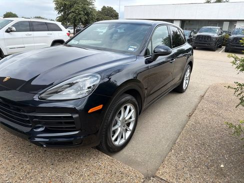Used 2019 Porsche Cayenne AWD/4WD image 1