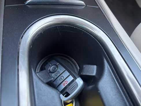 Used 2018 Lincoln MKC Premiere image 23