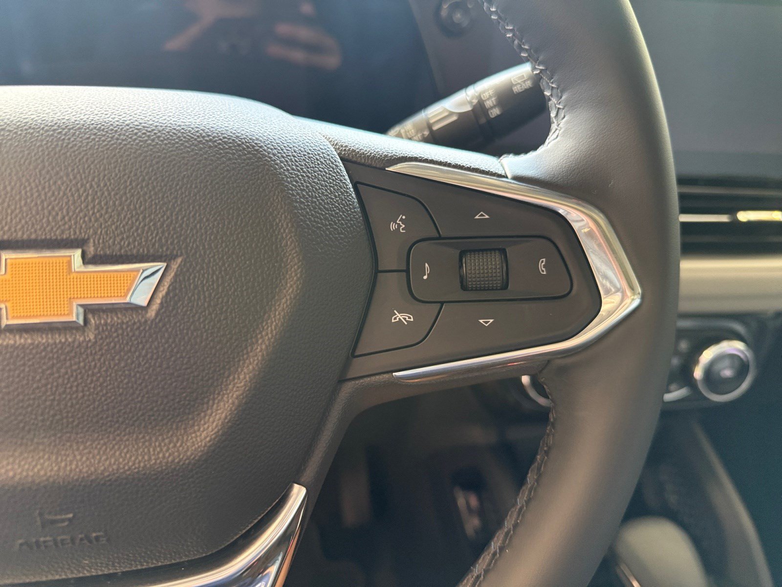 Used 2026 Chevrolet TrailBlazer LT w/ Convenience Package FWD image 25