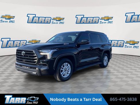 Used 2025 Toyota Sequoia SR5 AWD/4WD image 4