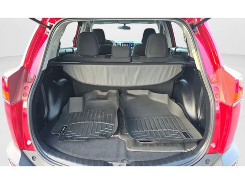 Used 2014 Toyota RAV4 LE AWD/4WD image 9