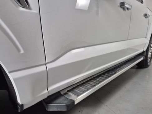 Used 2023 Ford F150 Lariat AWD/4WD image 12