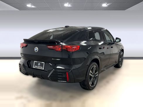 Used 2025 BMW X2 xDrive28i AWD/4WD image 8