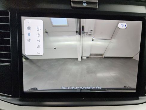 Used 2025 Ford F250 XLT w/ Black Appearance Package image 56