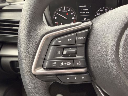 Used 2025 Subaru Impreza 2.0i image 23