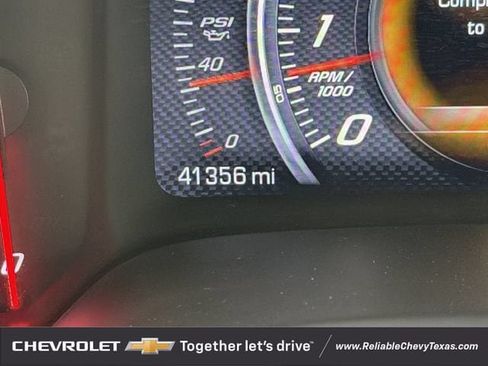 Used 2015 Chevrolet Corvette Stingray Convertible RWD image 7