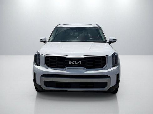 Used 2025 Kia Telluride S FWD image 2