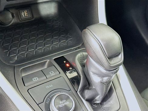 Used 2024 Toyota RAV4 AWD Hybrid image 14