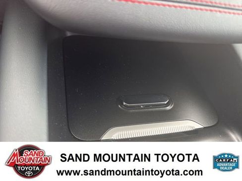 Used 2025 Ford Explorer ST-Line image 20