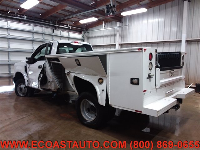Used 2017 Ford F350 XL w/ Power Equipment Group AWD/4WD image 2