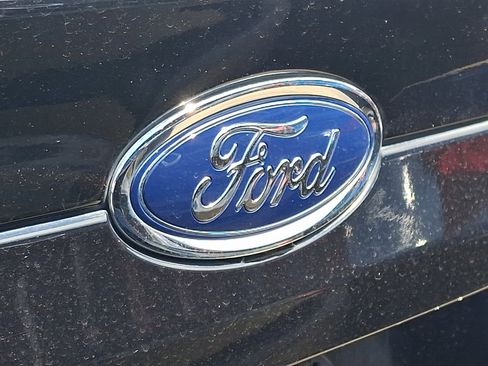 Used 2020 Ford Fusion SE FWD image 4