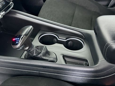 Used 2024 Dodge Durango SXT image 24