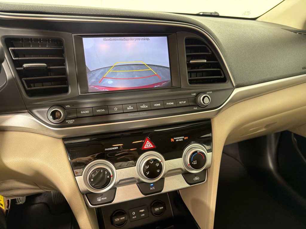 Used 2019 Hyundai Elantra SEL FWD image 14