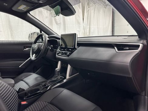 Used 2025 Toyota Corolla Cross AWD Hybrid w/ Convenience Package image 61
