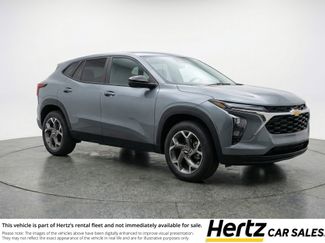 Used 2025 Chevrolet Trax LT video 1