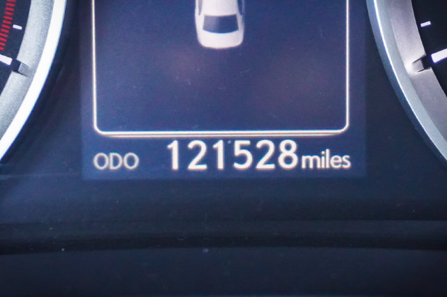 Used 2014 Lexus IS 250 w/ Navigation Package RWD image 9