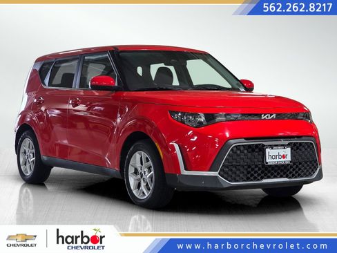 Used 2023 Kia Soul LX w/ Option Group 015 image 1