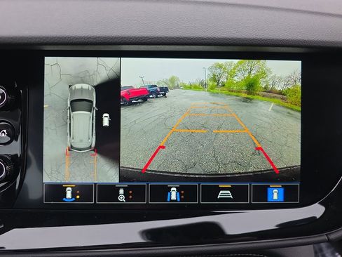 Used 2023 Buick Envision Avenir AWD/4WD image 23