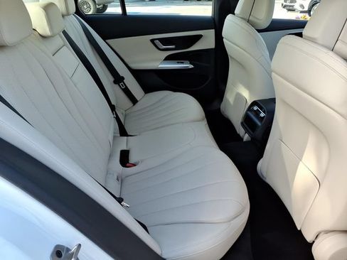 New 2026 Mercedes-Benz E 450 4MATIC Sedan image 20