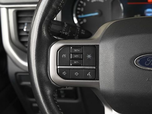 Used 2024 Ford Expedition XLT RWD image 18