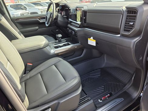 New 2026 Chevrolet Silverado 1500 LT Trail Boss w/ Convenience Package II AWD/4WD image 9