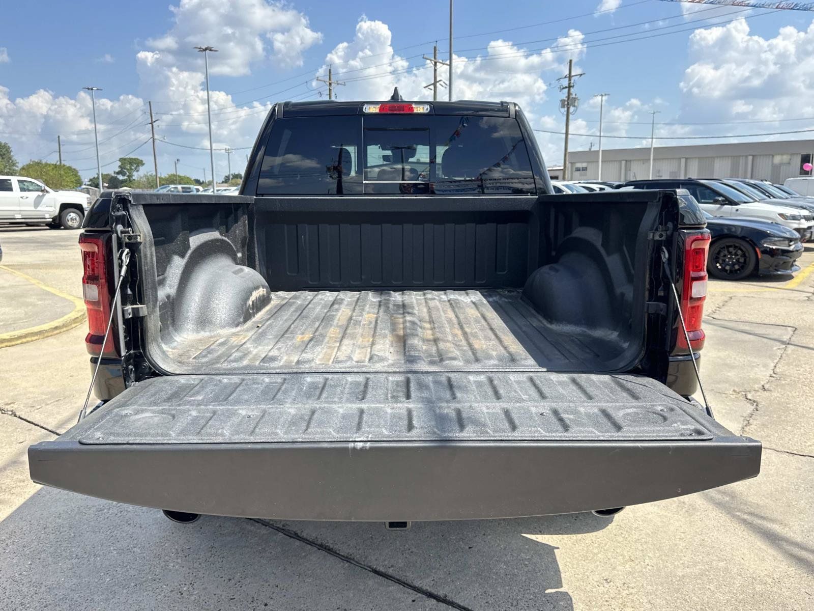 Used 2025 RAM 1500 Big Horn AWD/4WD image 8