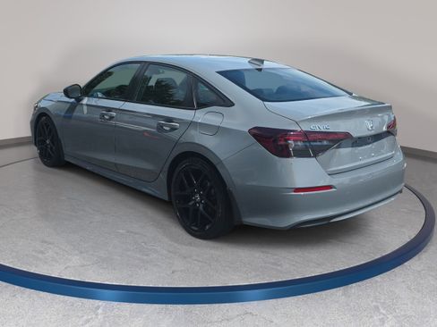 Used 2025 Honda Civic Sport image 7