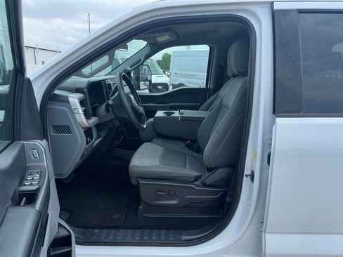 Used 2024 Ford F250 XLT AWD/4WD image 16