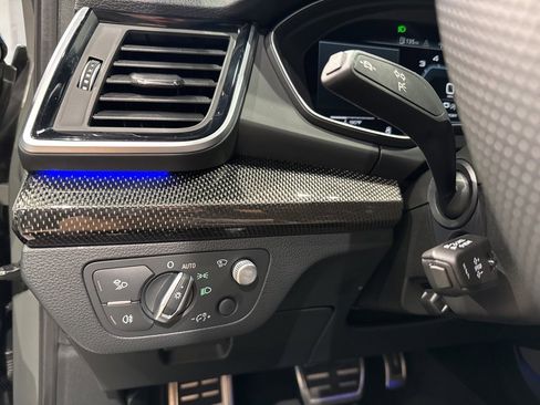 Used 2024 Audi SQ5 Prestige image 30