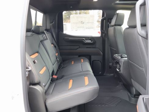 New 2026 GMC Sierra 1500 AT4 w/ AT4 Premium Package AWD/4WD image 43