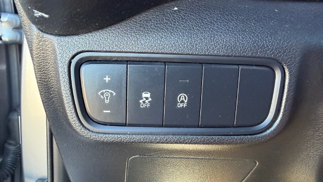 Certified 2023 Kia Soul LX FWD image 12