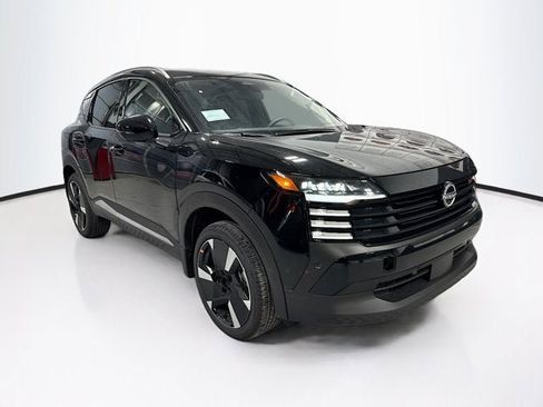 New 2026 Nissan Kicks SR w/ SR Premium Package image 3