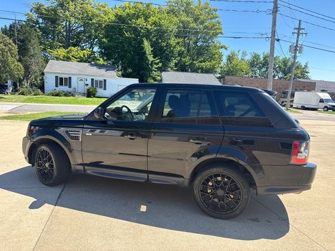 Used 2011 Land Rover Range Rover Sport HSE LUX AWD/4WD image 7