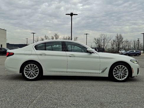 Certified 2023 BMW 530i xDrive w/ Premium Package AWD/4WD image 10