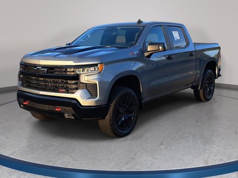 Used 2025 Chevrolet Silverado 1500 LT Trail Boss w/ Convenience Package II image 1