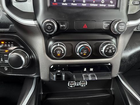 Used 2020 RAM 1500 Big Horn AWD/4WD image 26