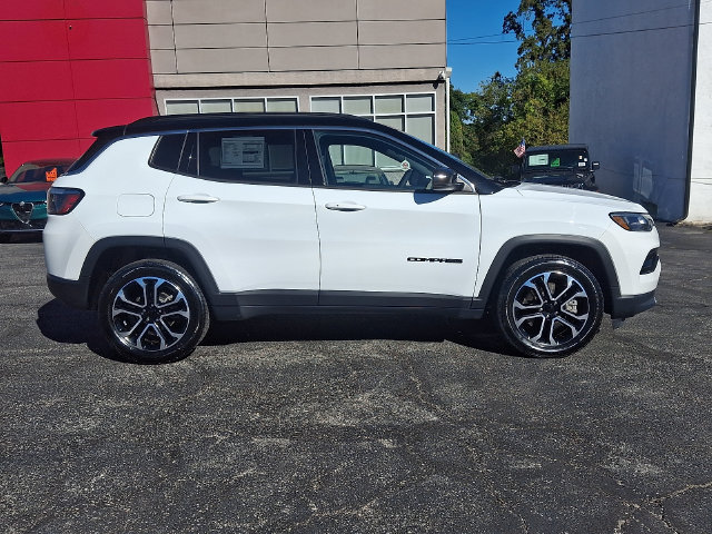 Certified 2024 Jeep Compass Limited AWD/4WD image 7