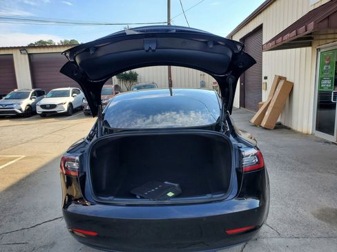 Used 2022 Tesla Model 3 Standard Range image 43
