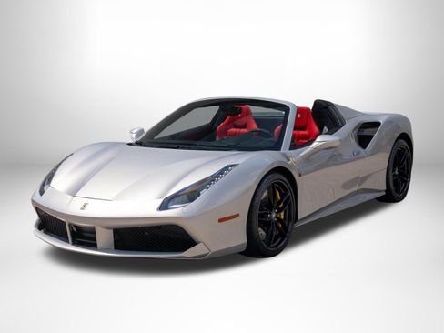 Used 2017 Ferrari 488 Spider RWD image 5