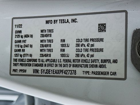 Used 2023 Tesla Model 3 Standard Range RWD image 12