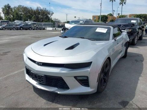 Used 2017 Chevrolet Camaro SS RWD image 2