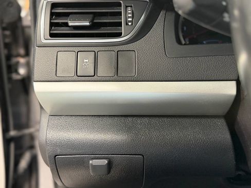 Used 2017 Toyota Camry SE w/ Moonroof Package image 23