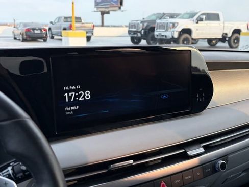 Used 2023 Hyundai Palisade SEL w/ Premium Package image 10