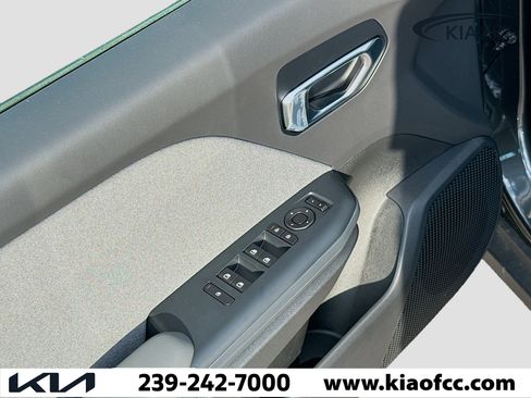 New 2025 Kia K4 EX image 21