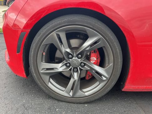 Used 2019 Chevrolet Camaro SS image 9