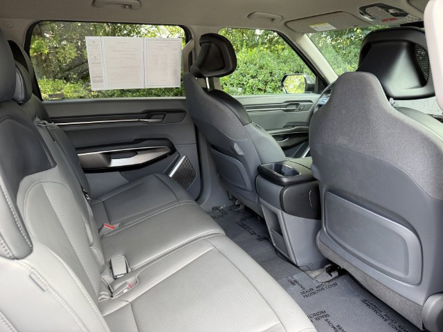 Certified 2026 Kia EV9 Light RWD image 41