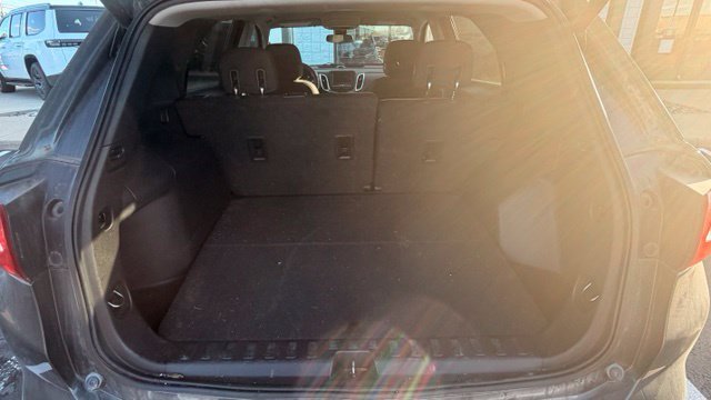 Used 2019 Chevrolet Equinox LT w/ Driver Convenience Package FWD image 14