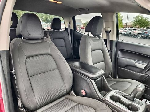 Used 2019 Chevrolet Colorado LT RWD image 25