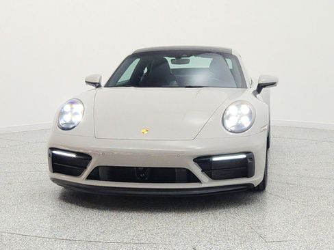 Used 2022 Porsche 911 Carrera GTS RWD image 2