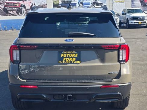 New 2026 Ford Explorer ST-Line w/ ST-Line Street Pack AWD/4WD image 5